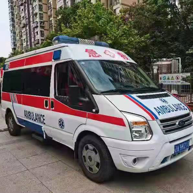 达尔罕茂明安联合长途救护车护送病人返乡